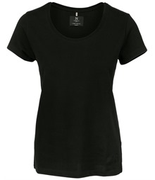 Women?s Danbury ? the piqu? tee