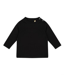 Long-sleeved t-shirt